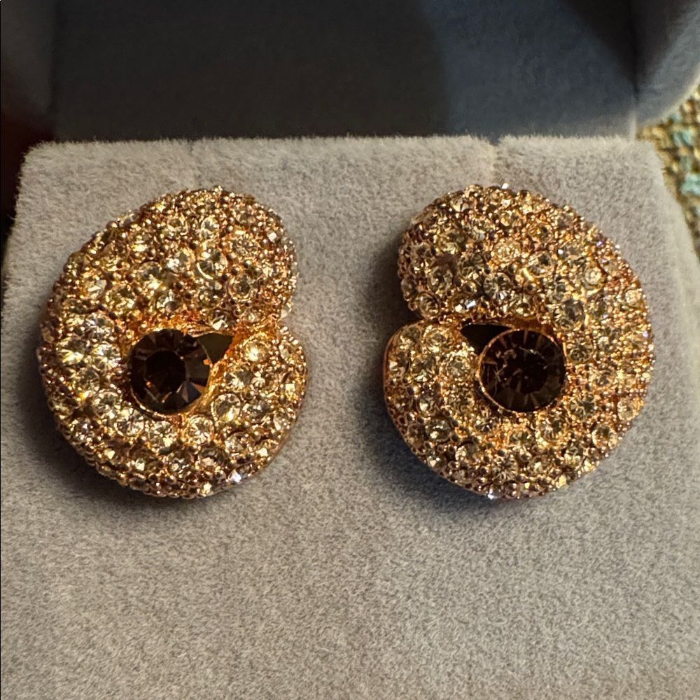 3105 Swarovski Crystal Elements post Earrings